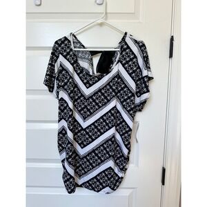 New Lavish Plus 1X Black & White Dress Shirt